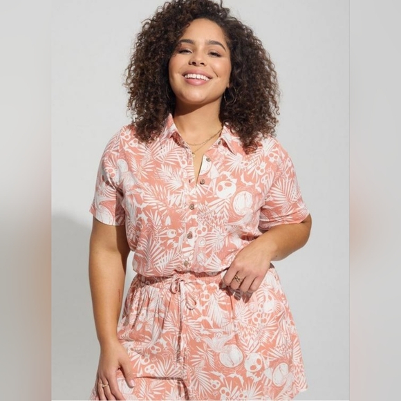 Disney Nightmare Before Christmas Rayon Slub Collar Tiki Shirt - Picture 5 of 5